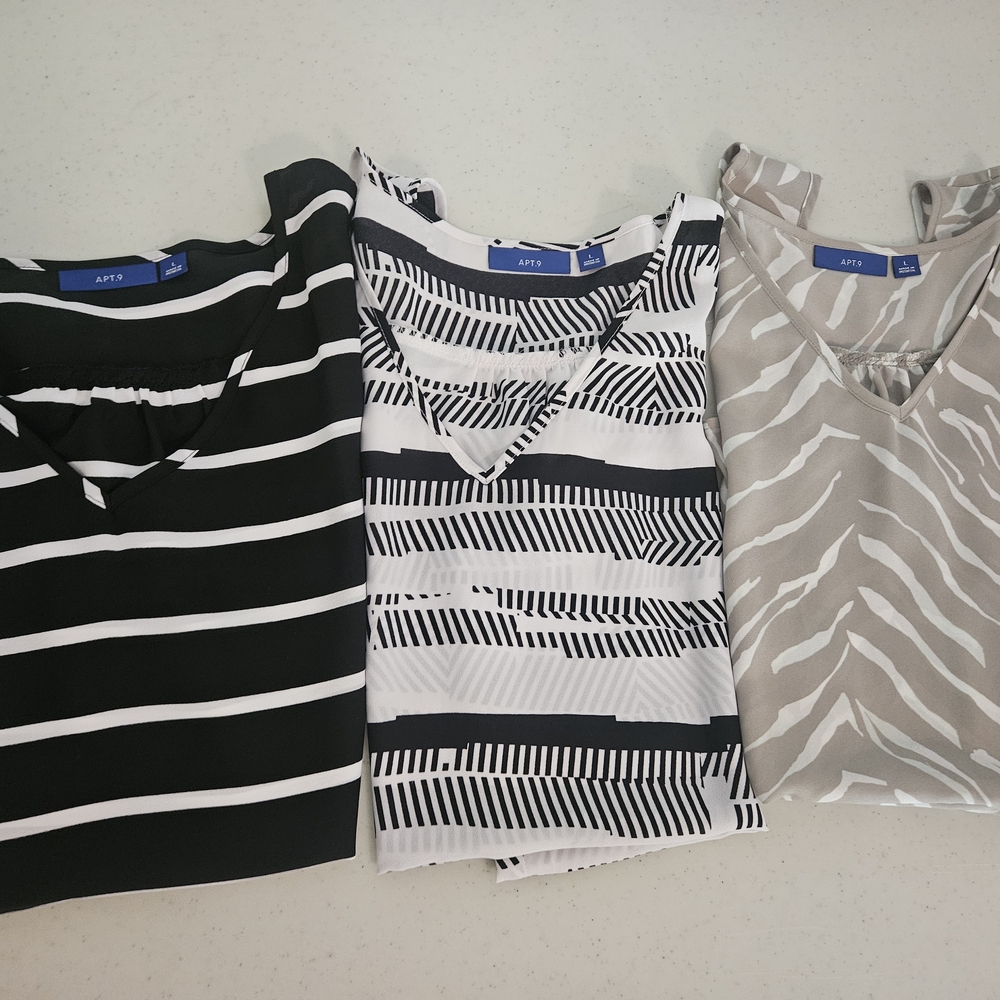 Apt. 9 Women's Striped and Patterned Tops - Black, White, Gray